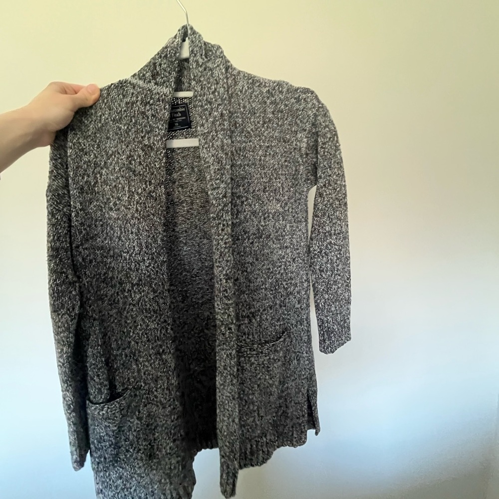 Abercrombie & Fitch Marled Gray Shawl Collar Open Cardigan